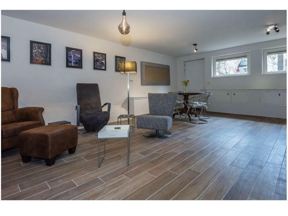 Villa Charlton 71 ลิสซิงเงิน ภายนอก รูปภาพ